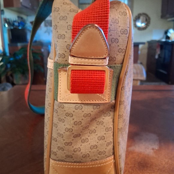 Gucci GG Logo Micro PVC Sherry Line Crossbody Bag - Picture 4 of 16